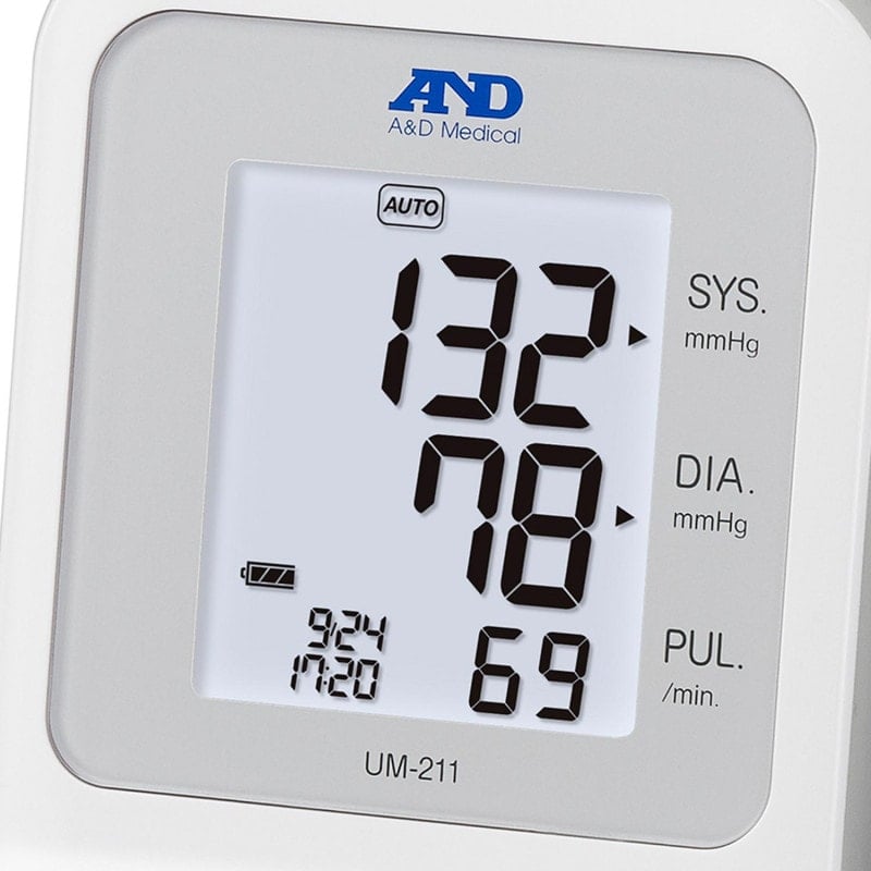 Blood Pressure Monitor UM-211