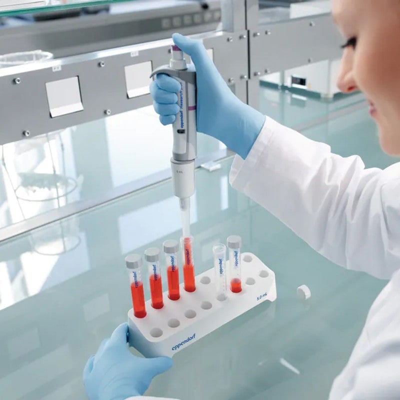 epT.I.P.S.® Reloads (Eppendorf Quality™) 50 - 1,250 µL, 76 mm, green