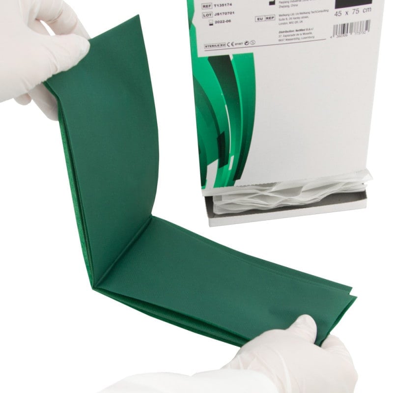 Fenestrated Surgical Drapes, Self-Adhering 45 x 75 cm